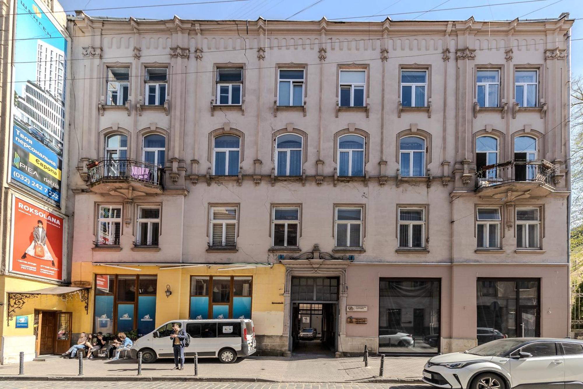 Апартаменти На Коперника Lviv Buitenkant foto