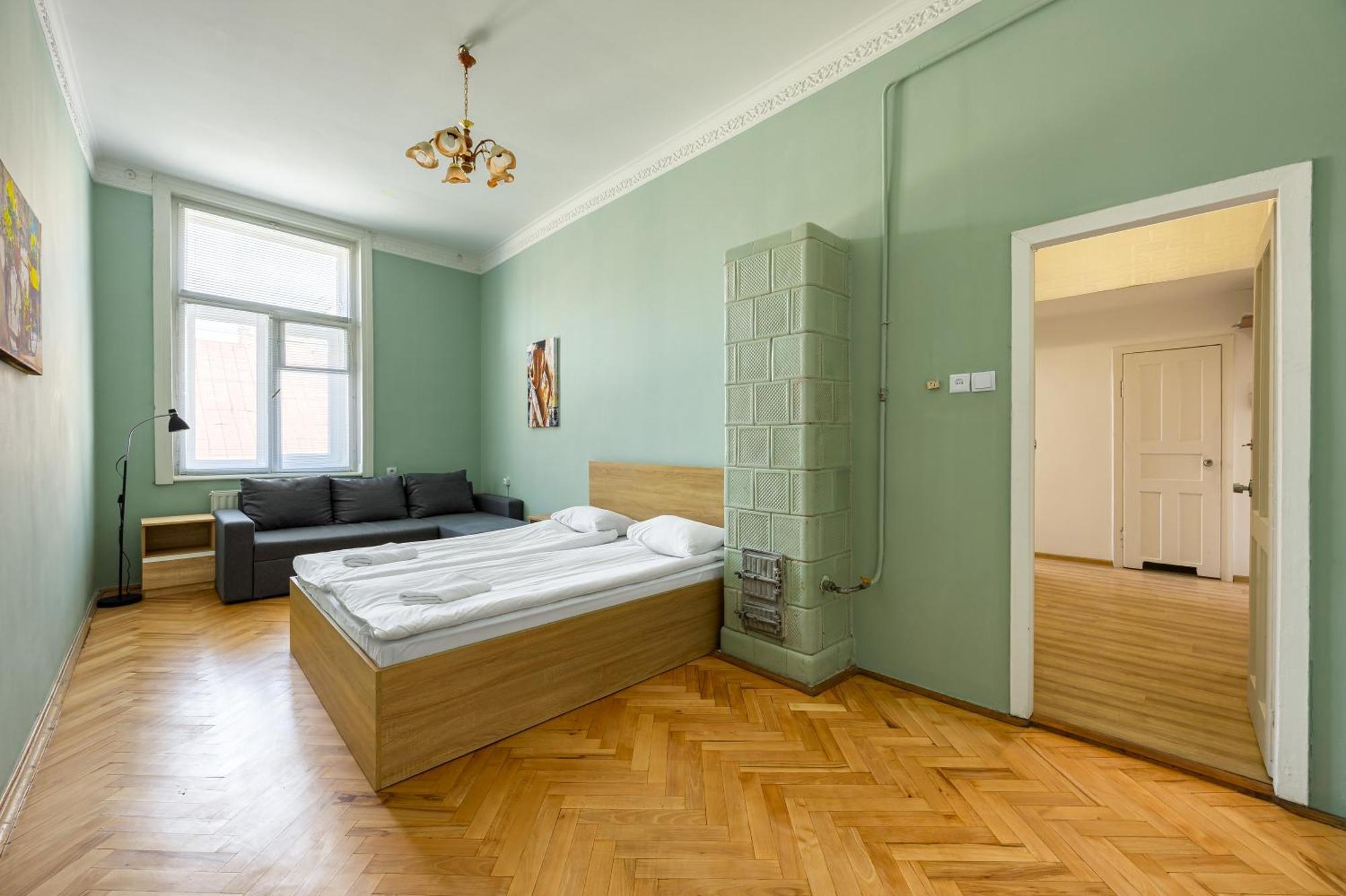Апартаменти На Коперника Lviv Buitenkant foto